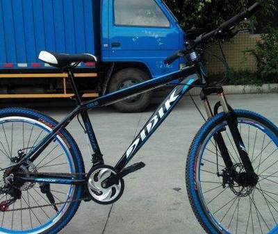 廣州自行車現(xiàn)場(chǎng)零售 高檔鋁合金連體拔配喜瑪諾變速，今日限時(shí)560元